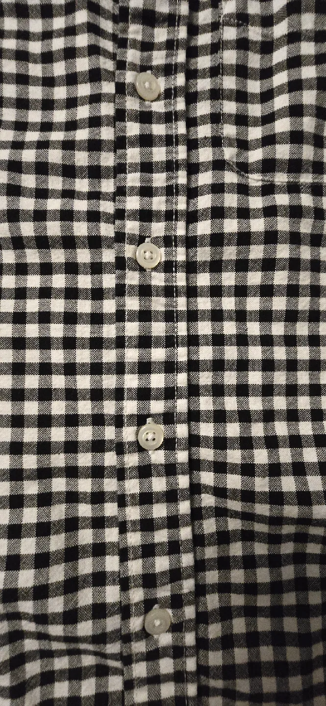 Boys Black & White Checkered Shirt! Size 7 / 8 image indicator(3)