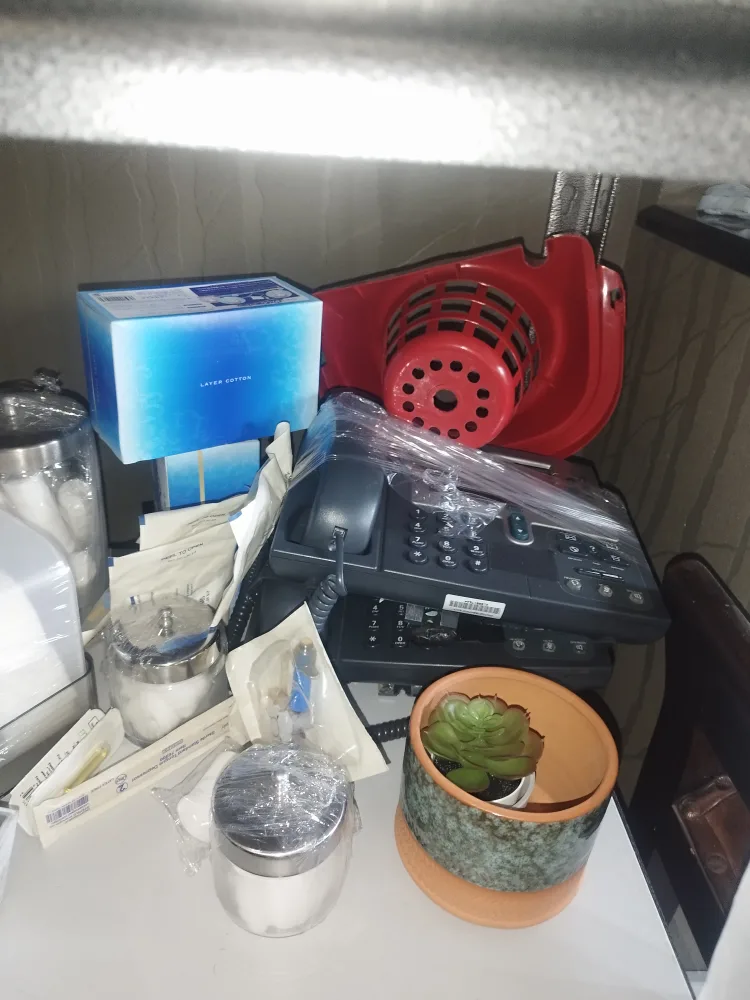 assorted $1 household items image indicator(8)