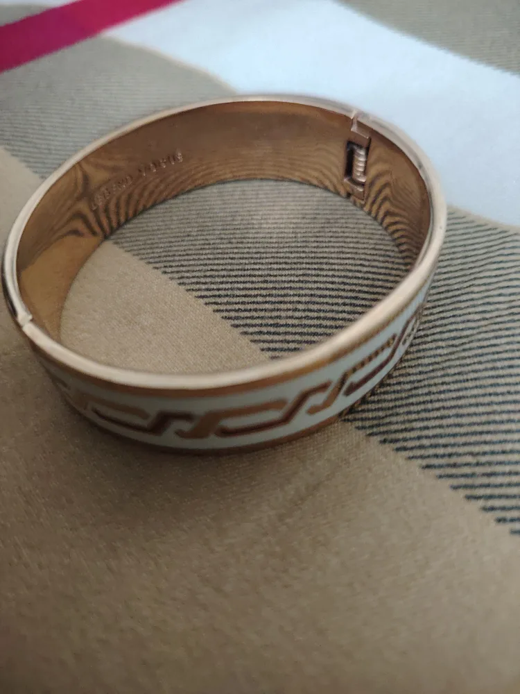 Legend Vogue Bangle Bracelet image indicator(2)