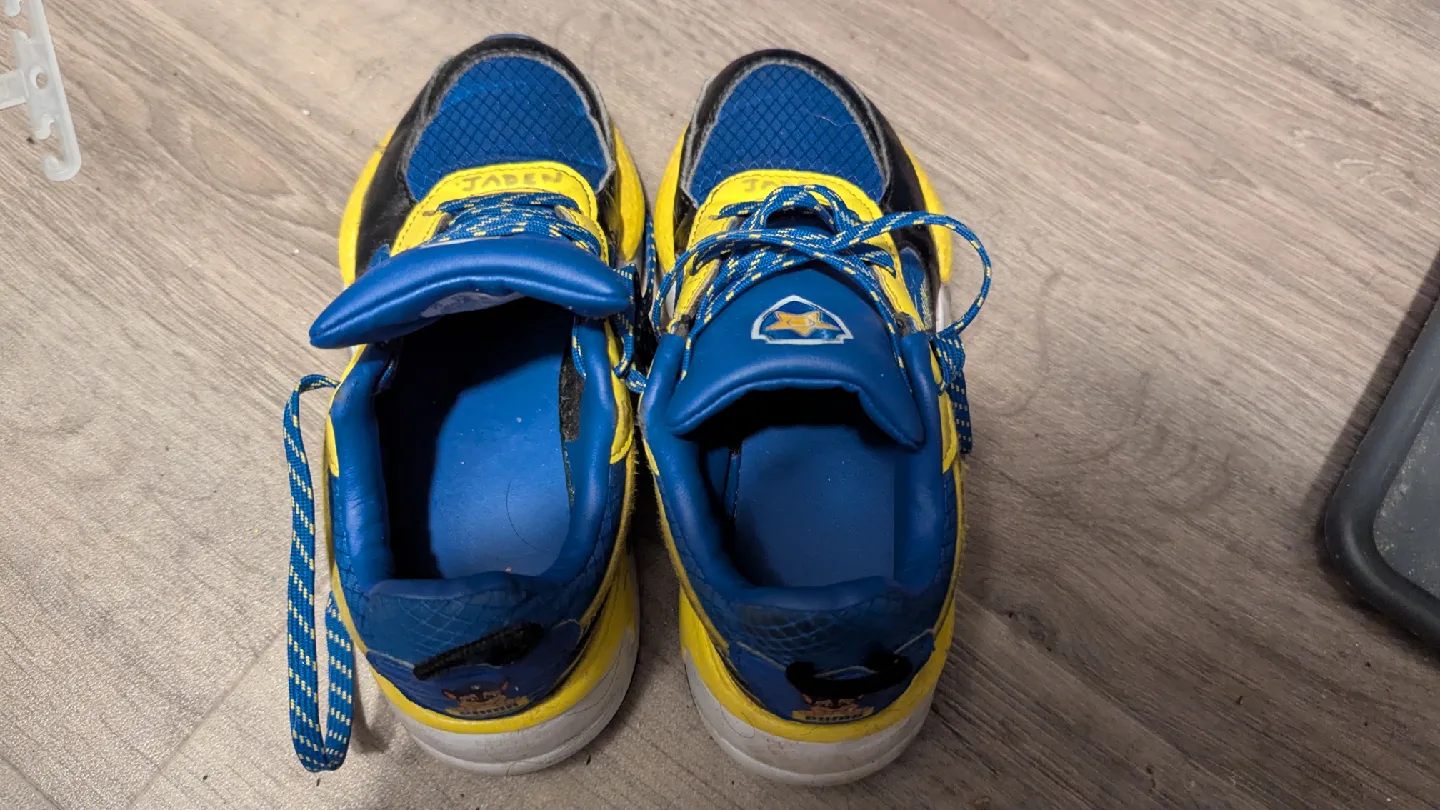 Skechers Kids' Slip-On & Paw Patrol Chase Sneakers - Size 13 image indicator(2)