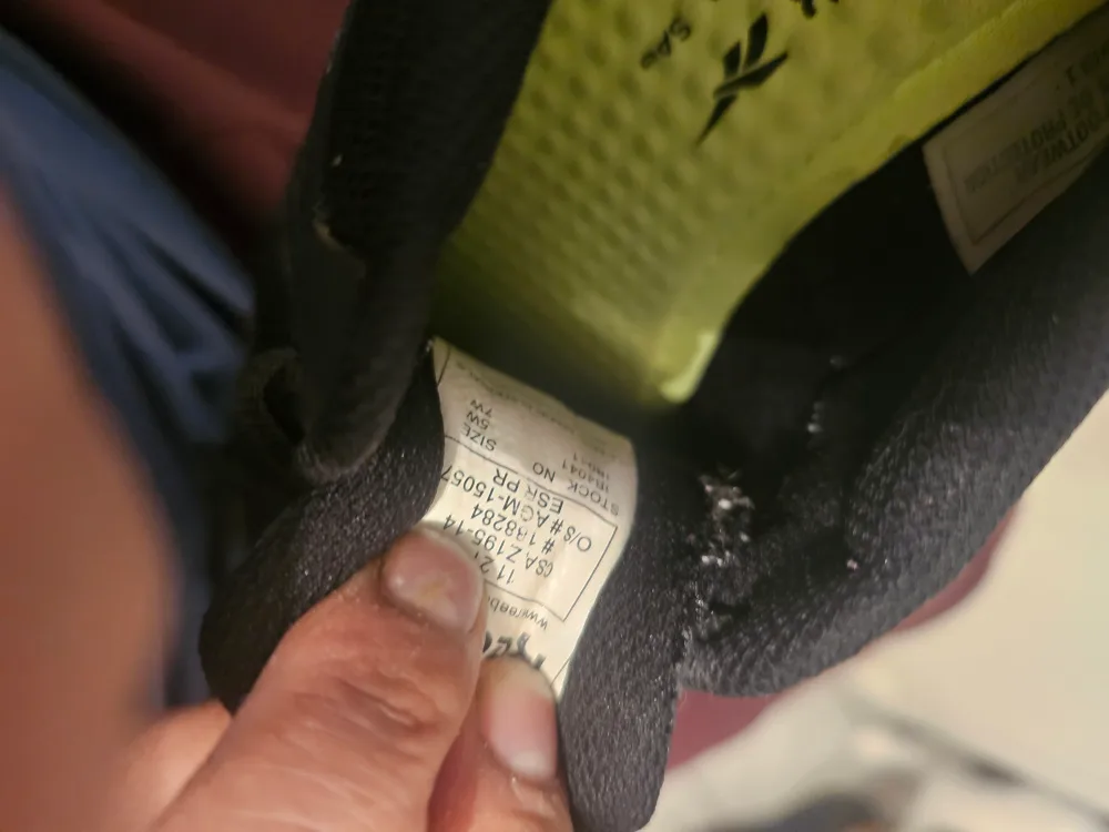 Reebok Work Black Safety Shoes, Size 7W image indicator(3)