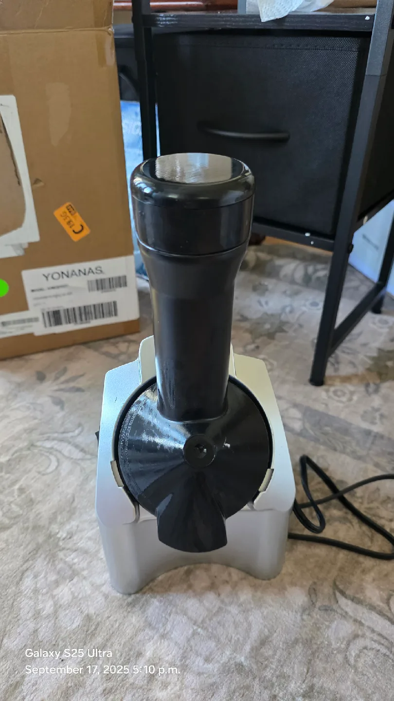 Yonanas 902 Classic Dessert Maker thumbnail