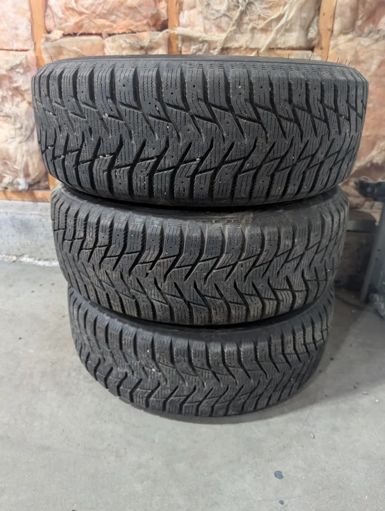 (3)-195/60R15 Winter Tires On 4x100 Steel Rims Off 2020 Kia Rio image indicator(6)