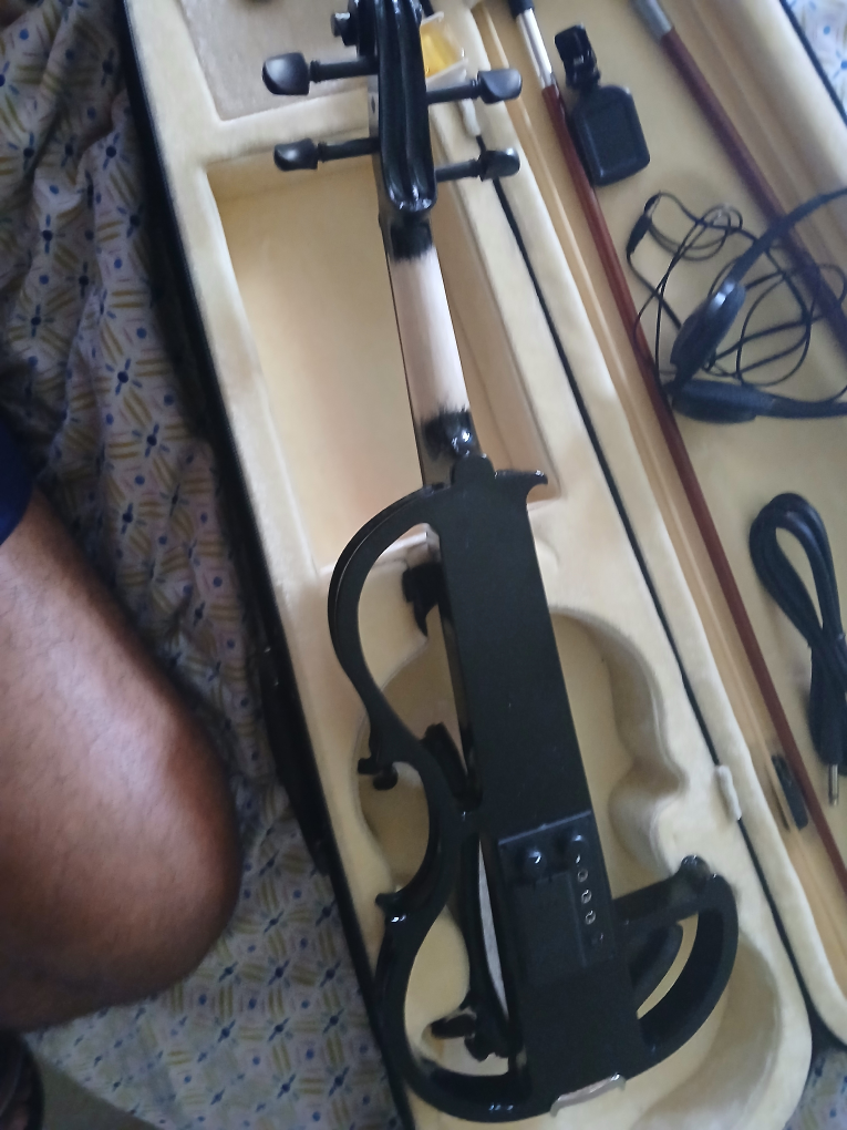 Yinfente Electric Violin 4/4 Full Size - photo 2