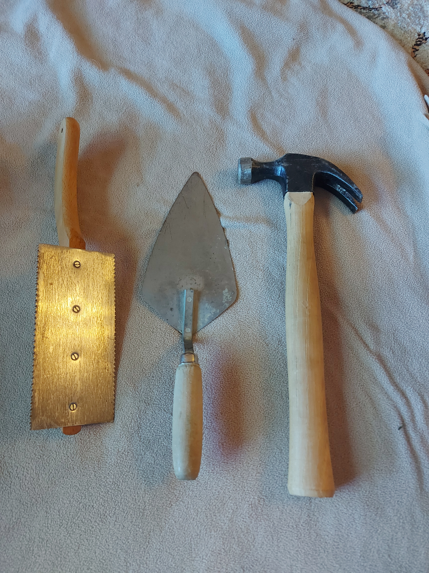 Assorted tools