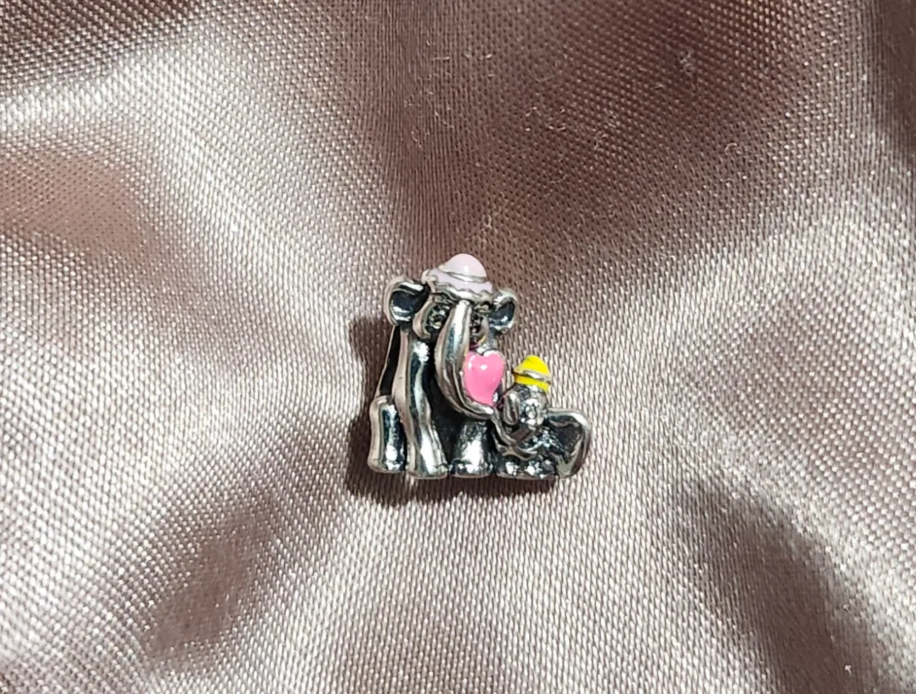 Dumbo & Mom Charm thumbnail