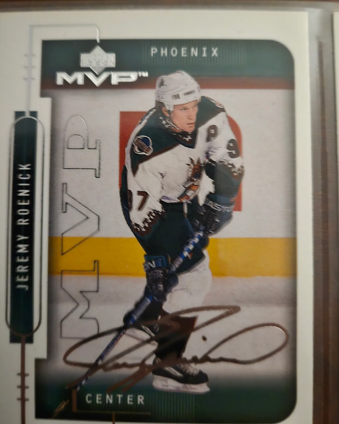 1999 U.D. MVP Hockey Cards - Silver Script Signatures, Gretzky. image indicator(8)