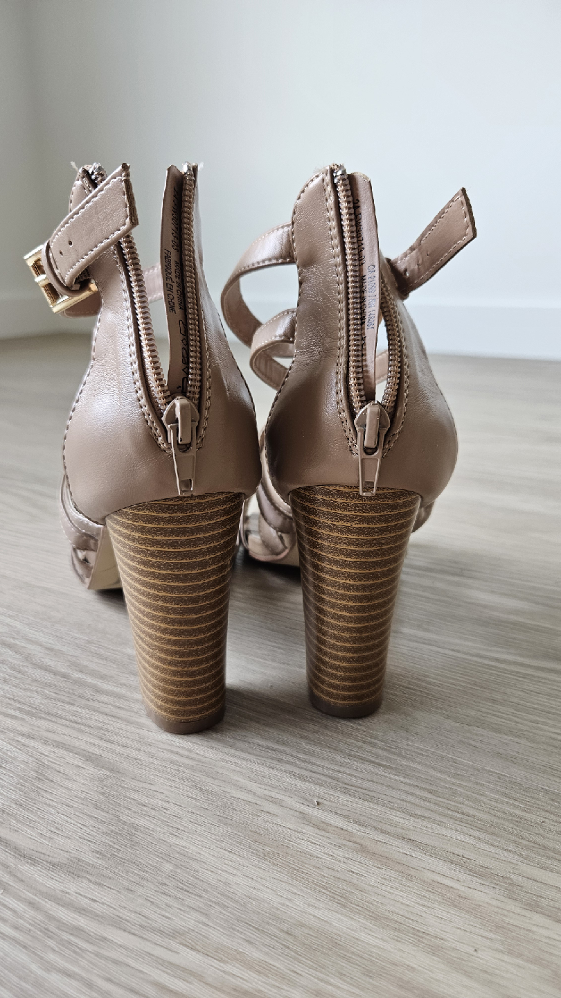 Beige Strappy Heels Size 9 - photo 3