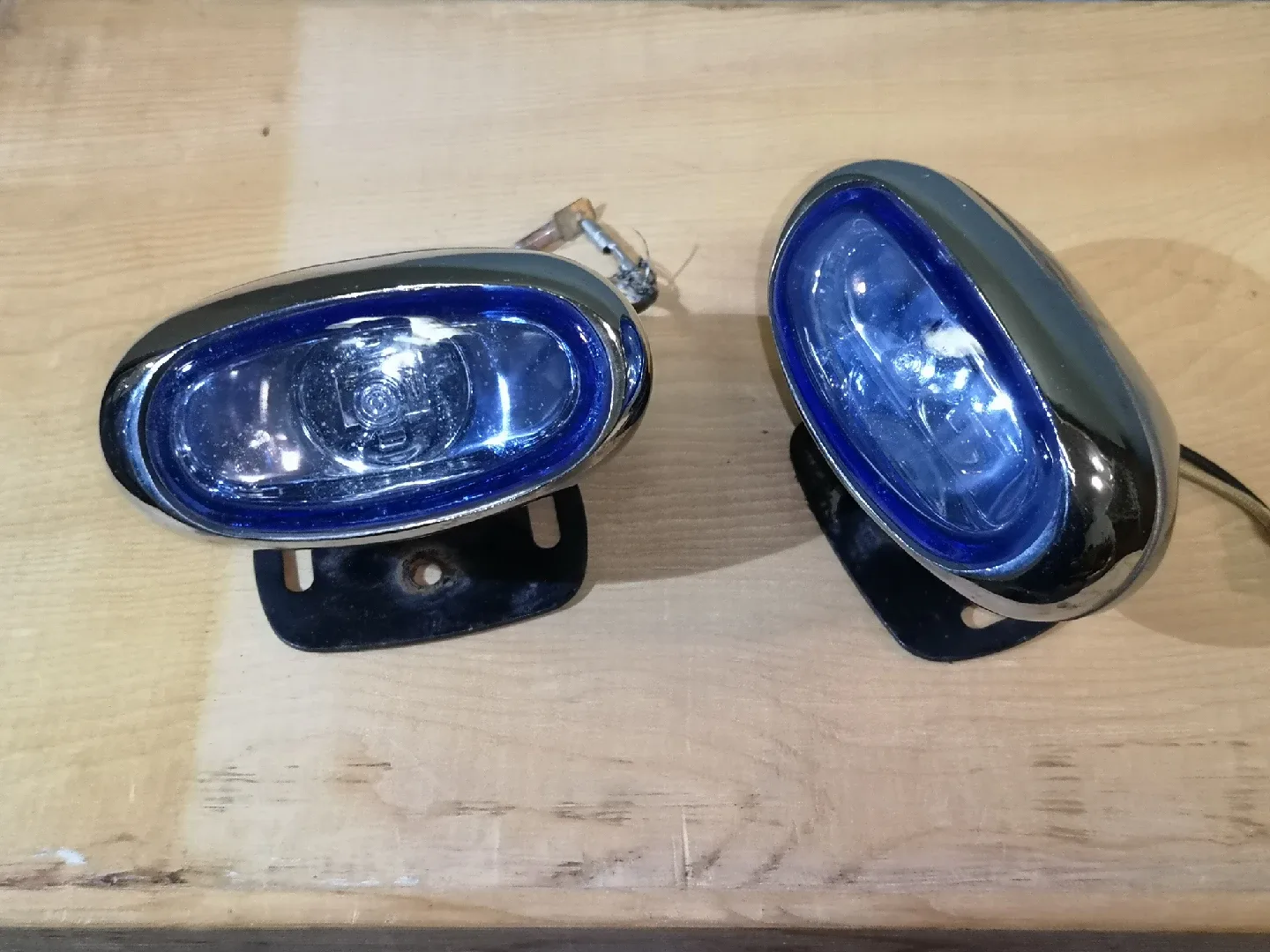 Retro Halogen Fog Lights ~ Auto Parts image indicator(2)