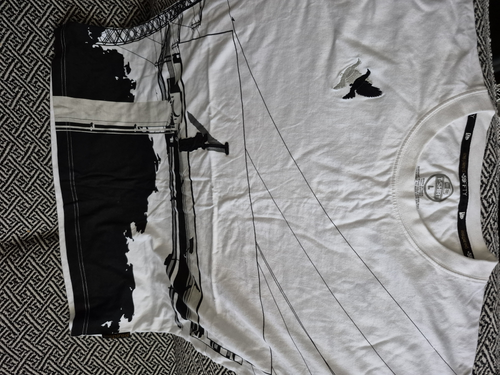 New Era 59FIFTY Inspired T-Shirt - Size L