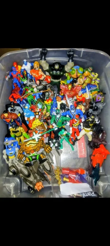 Mixed Action Figures, ask for prices image indicator(2)