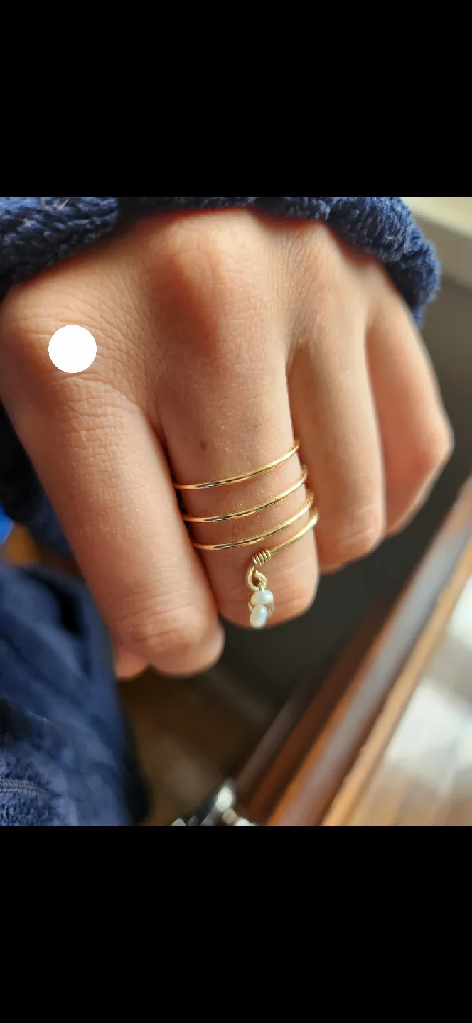 Gold Pearl Coil Ring image indicator(2)