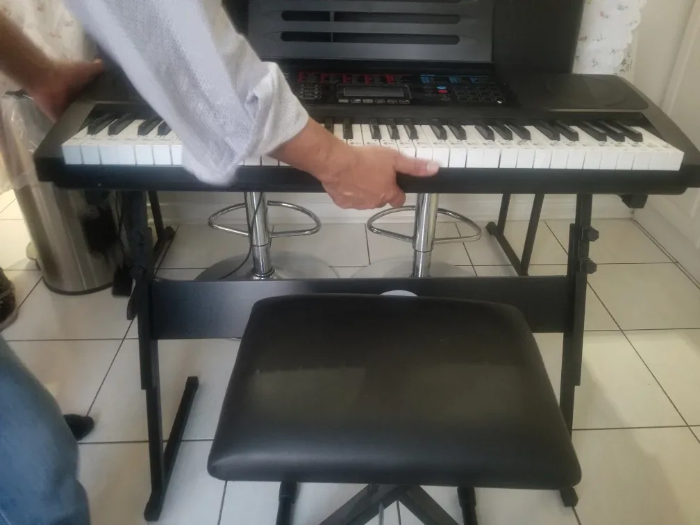 RockJam 61 Key Keyboard Piano with Stand & Bench image indicator(2)