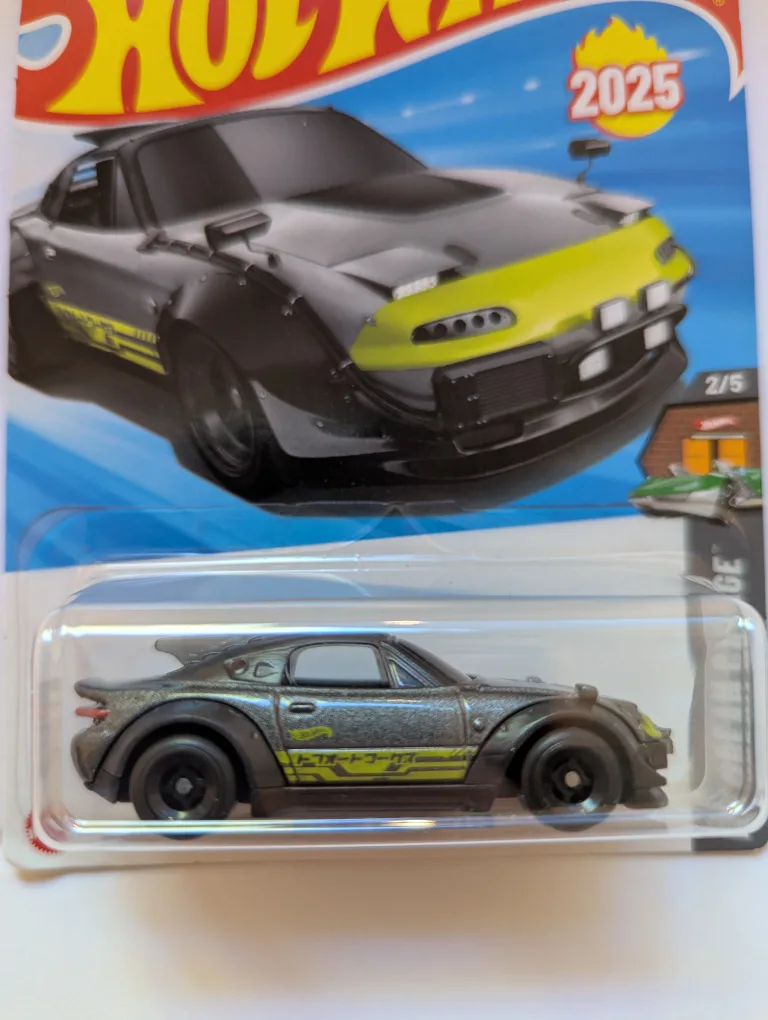 Hot Wheels Mazda MX-5 Miata image indicator(2)