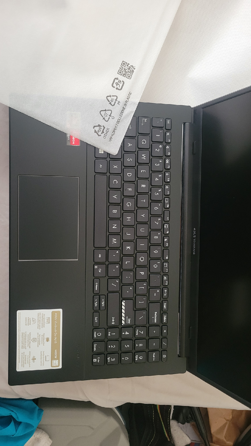 ASUS Vivobook Laptop - Like New! - photo 3