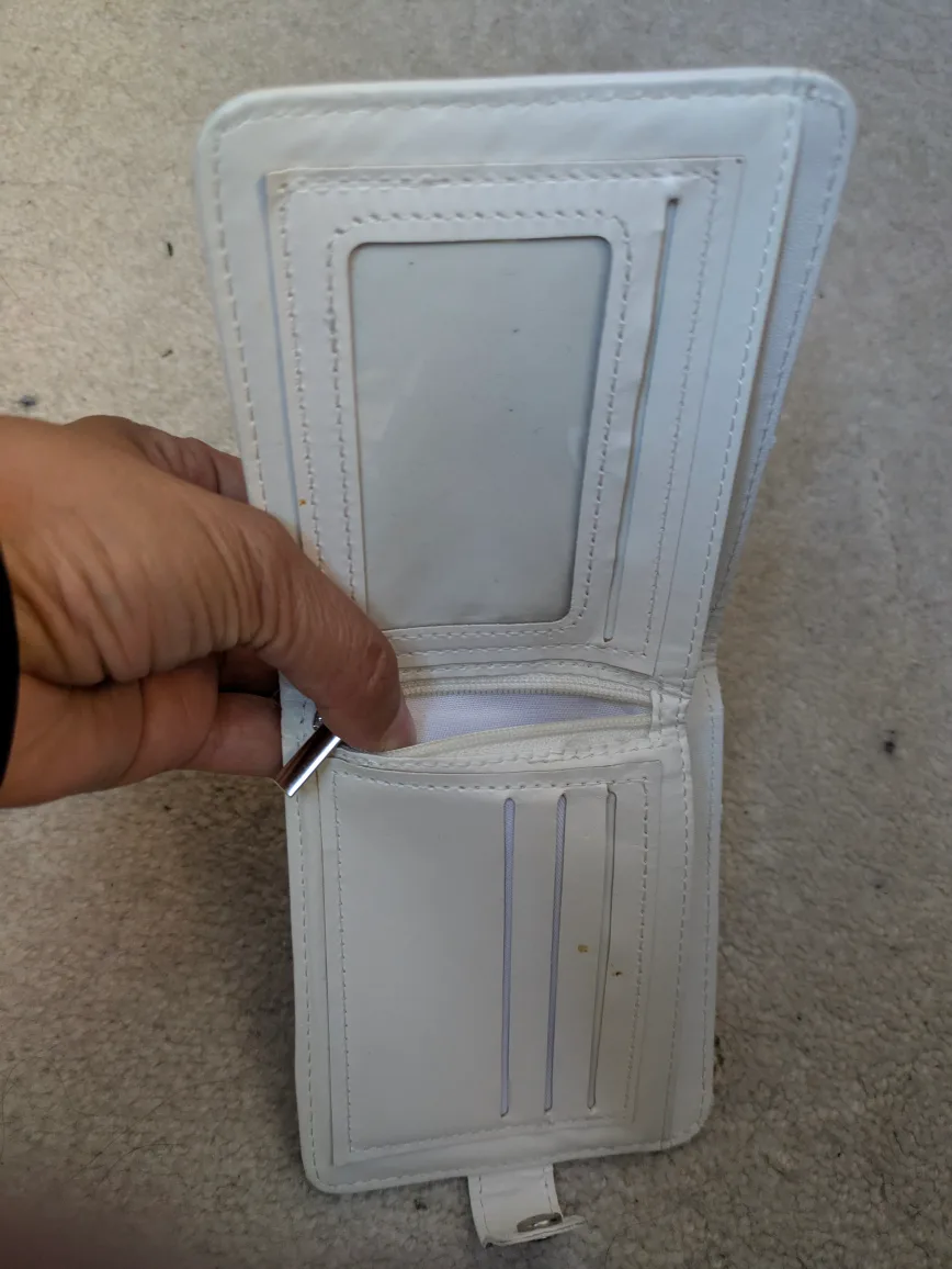 Demon Slayer Nezuko Wallet image indicator(6)