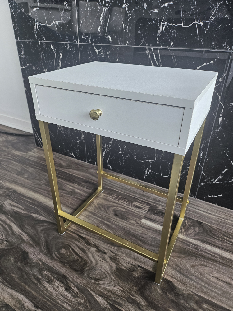 White & Gold Accent Table 🥕