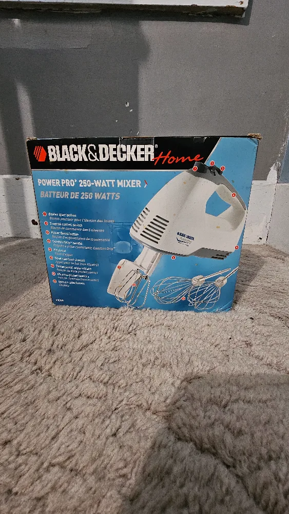 Black & Decker Power Pro 250-Watt Mixer image indicator(2)