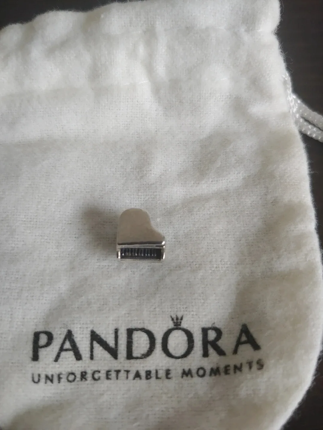 Pandora Piano Charm image indicator(4)