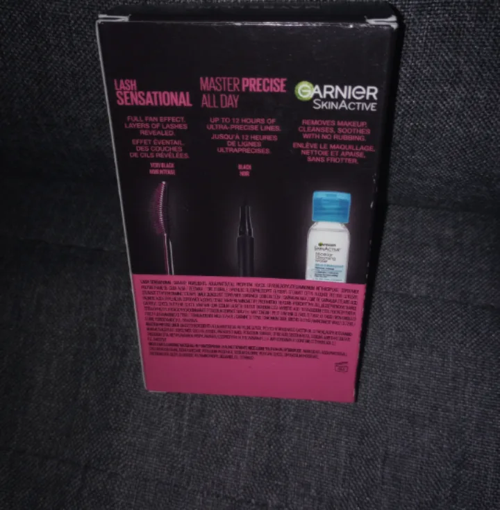 Maybelline Dynamic Duo Set image indicator(3)