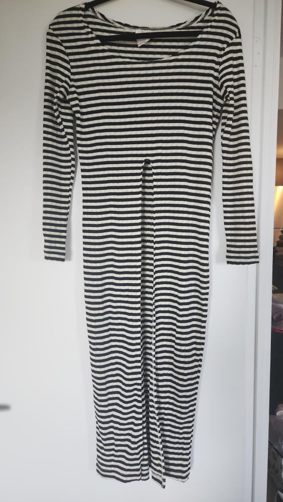 Striped Long Sleeve Midi Dress
