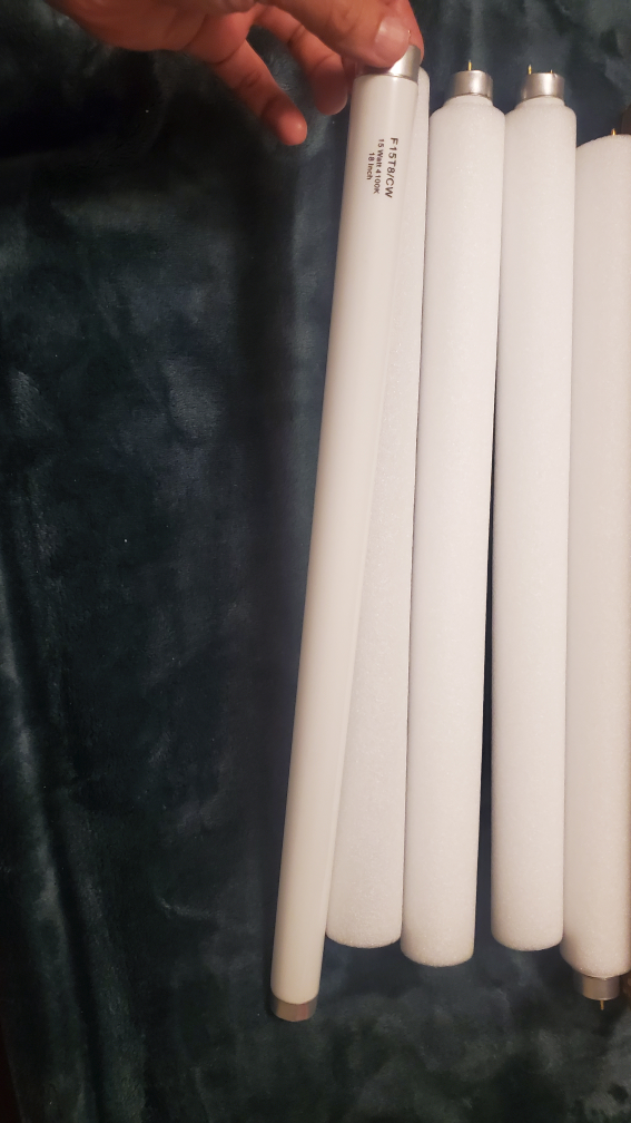 New 4-Pack 18" F15T8/CW Fluorescent Light Bulbs - photo 4