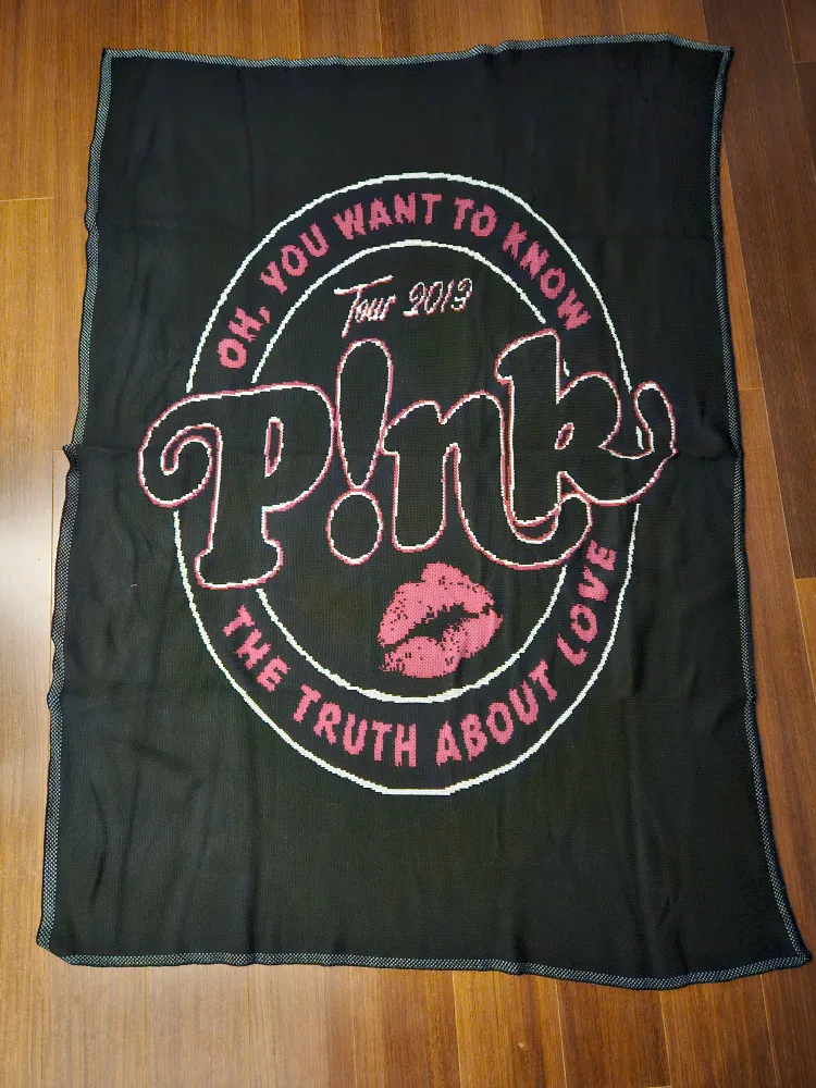 🥕 PINK Truth About Love 2013 Tour VIP Throw Blanket MINT thumbnail