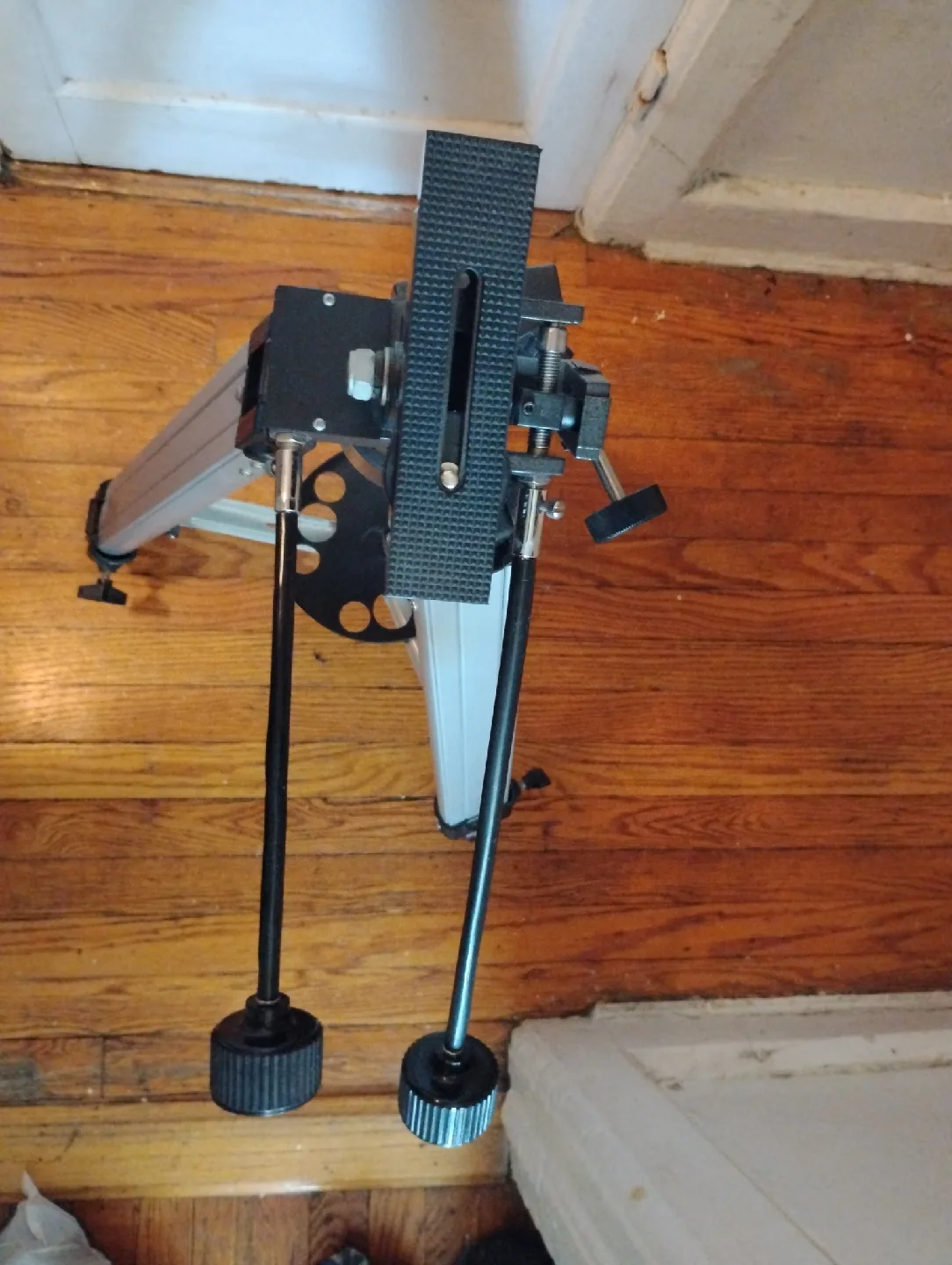 Celestron Telescope Tripod image indicator(3)