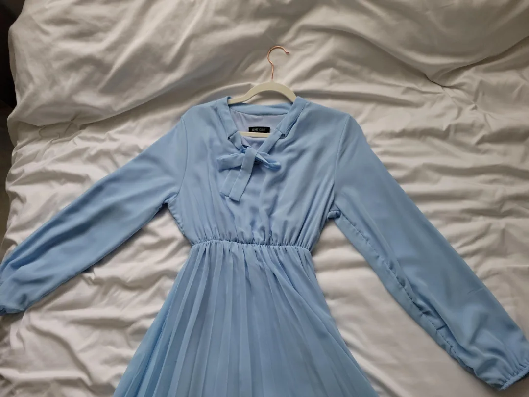 Antique Istanbul Light Blue Pleated Maxi Dress - Size 42/Small