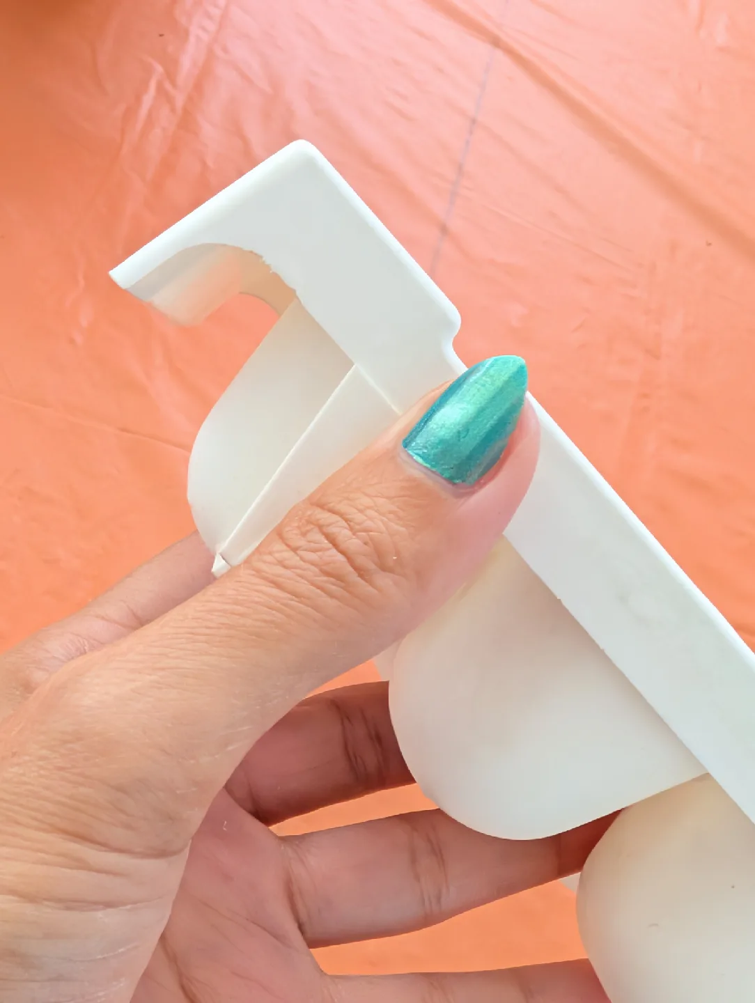 White Ice Cube Tray image indicator(3)