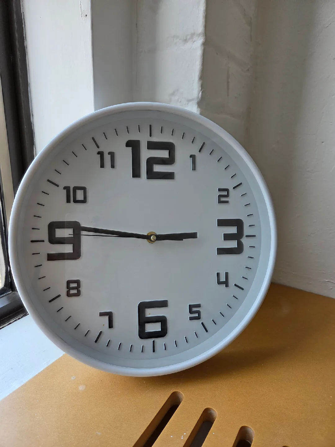 White Wall Clock image indicator(2)