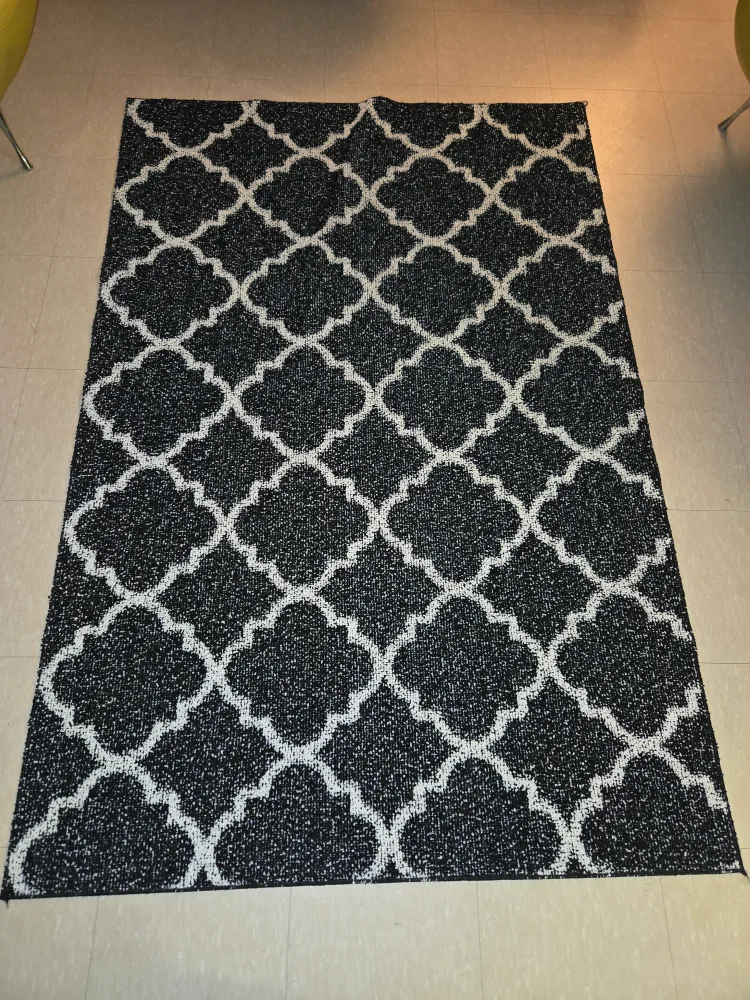 Black and White Patterned Area Rug thumbnail