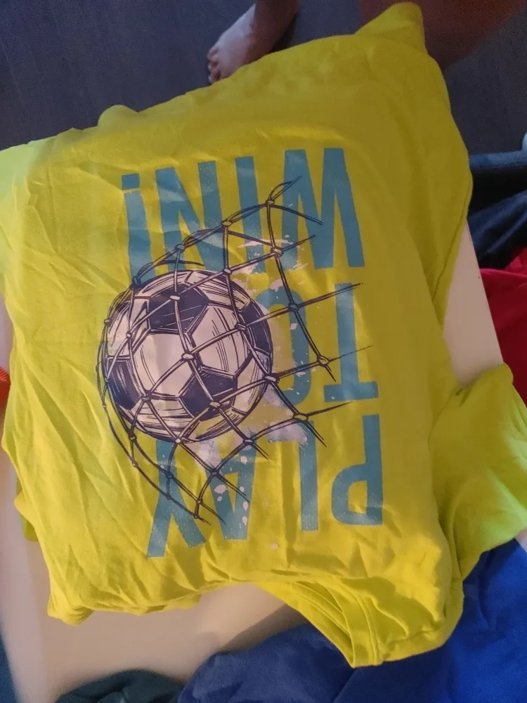 Assortment of Boys  10-12 yrs T-Shirts image indicator(4)