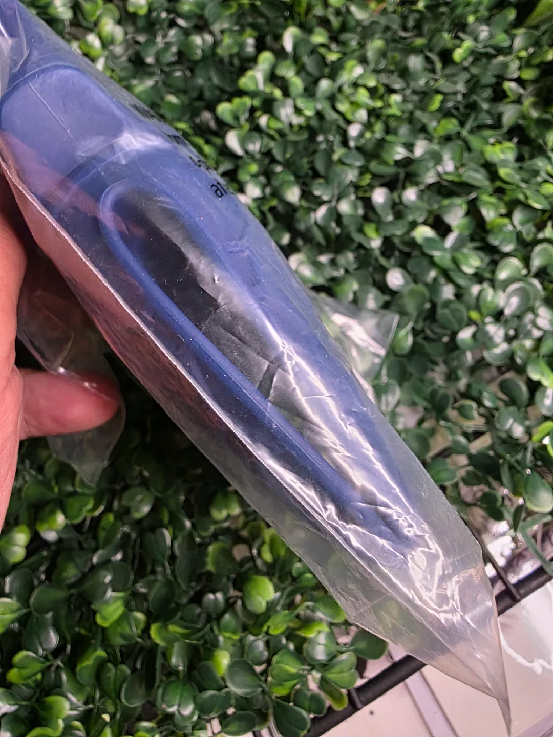 Blue silicon oven mitts - New image indicator(2)