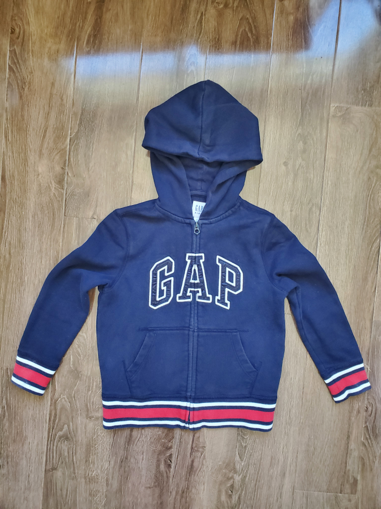 Gap Hoodie, Size S (6-7) kids