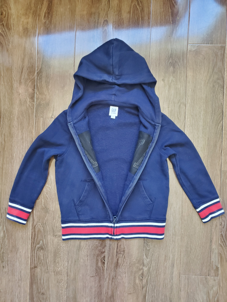 Gap Hoodie, Size S (6-7) kids - photo 3