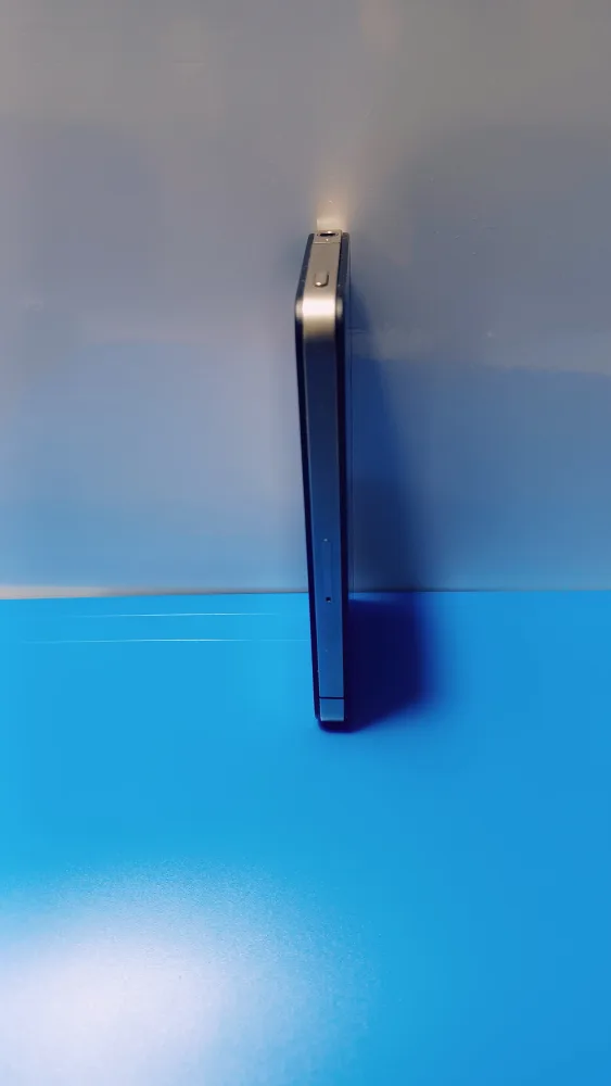 iPhone 4s - Classic Phone image indicator(8)