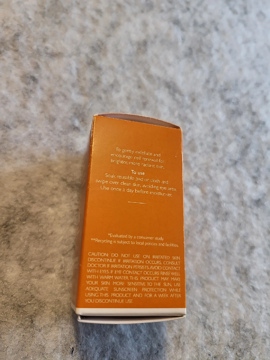 REN Ready Steady Glow Daily AHA Tonic - 15ml image indicator(2)