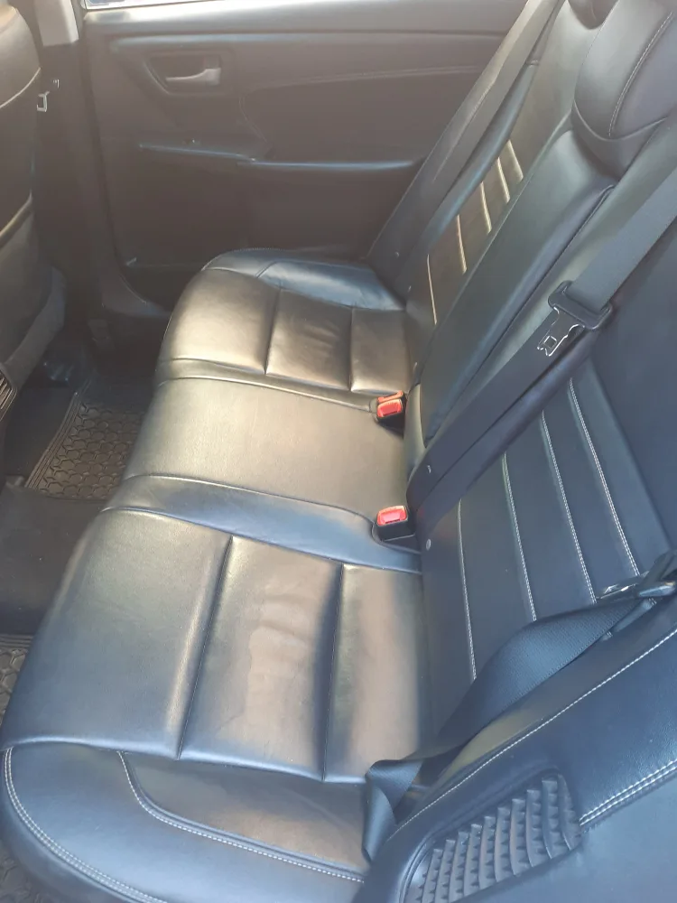 Toyota Camry XLE hybrid 2017Used Car image indicator(5)