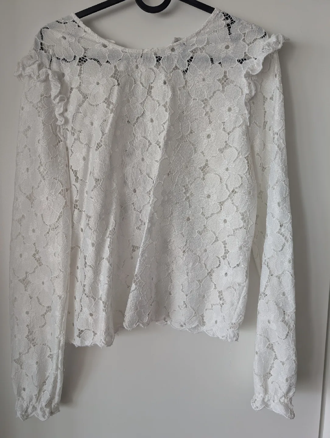 H&M Divided White Lace Blouse thumbnail
