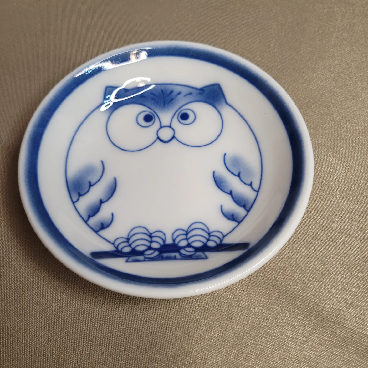 3 1/2" Ceramic Owl Trinket Sauce Dish etc. thumbnail