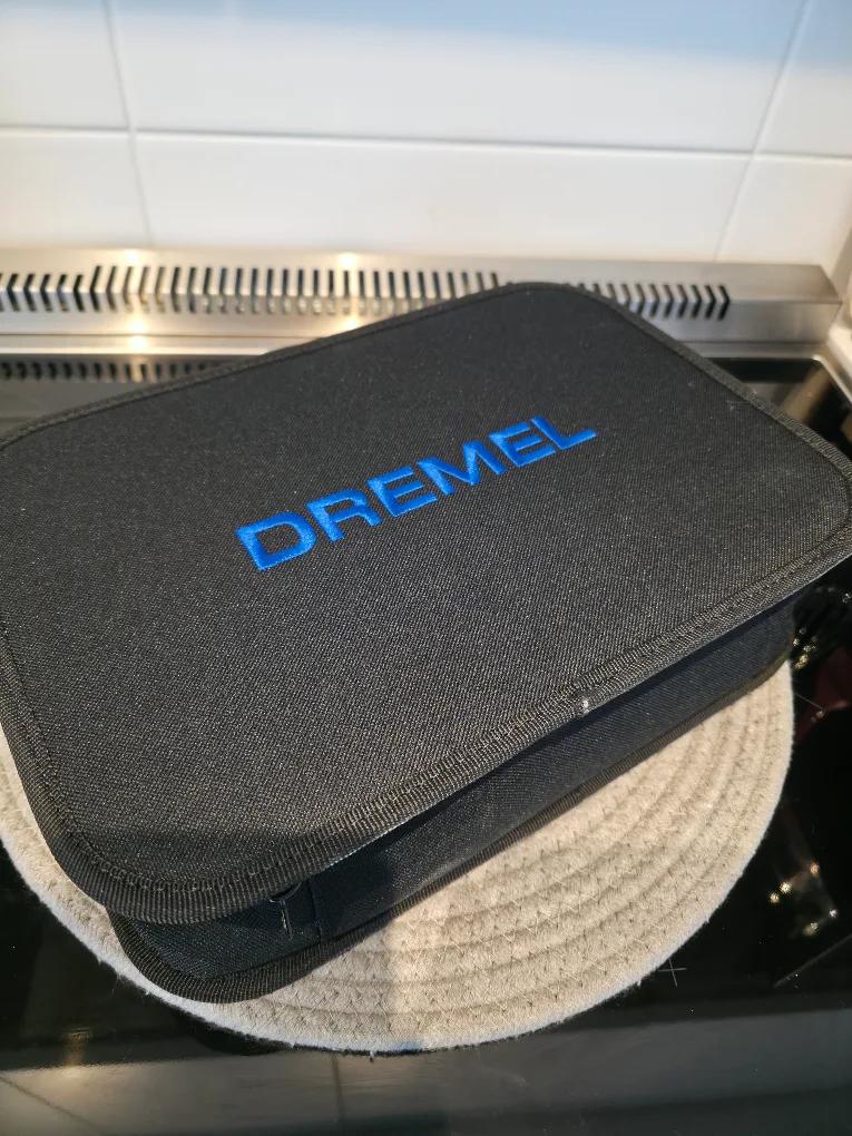 Dremel 8250 12V Cordless Rotary Tool — Excellent Condition image indicator(4)