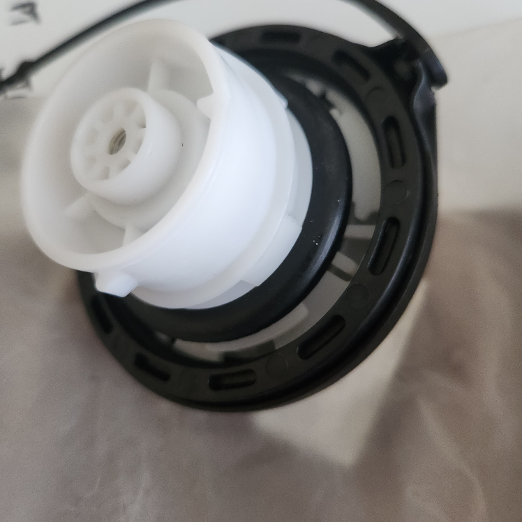 Gas Fuel Cap Replacement for Kia , Hyundai  - photo 3