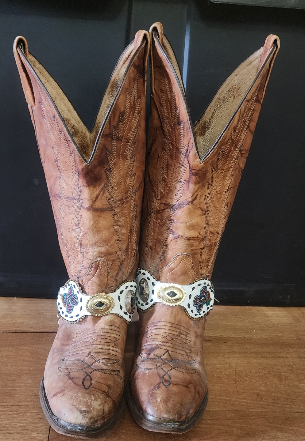 Vintage Brown Leather Cowboy Boots (Pickup only) - photo 4