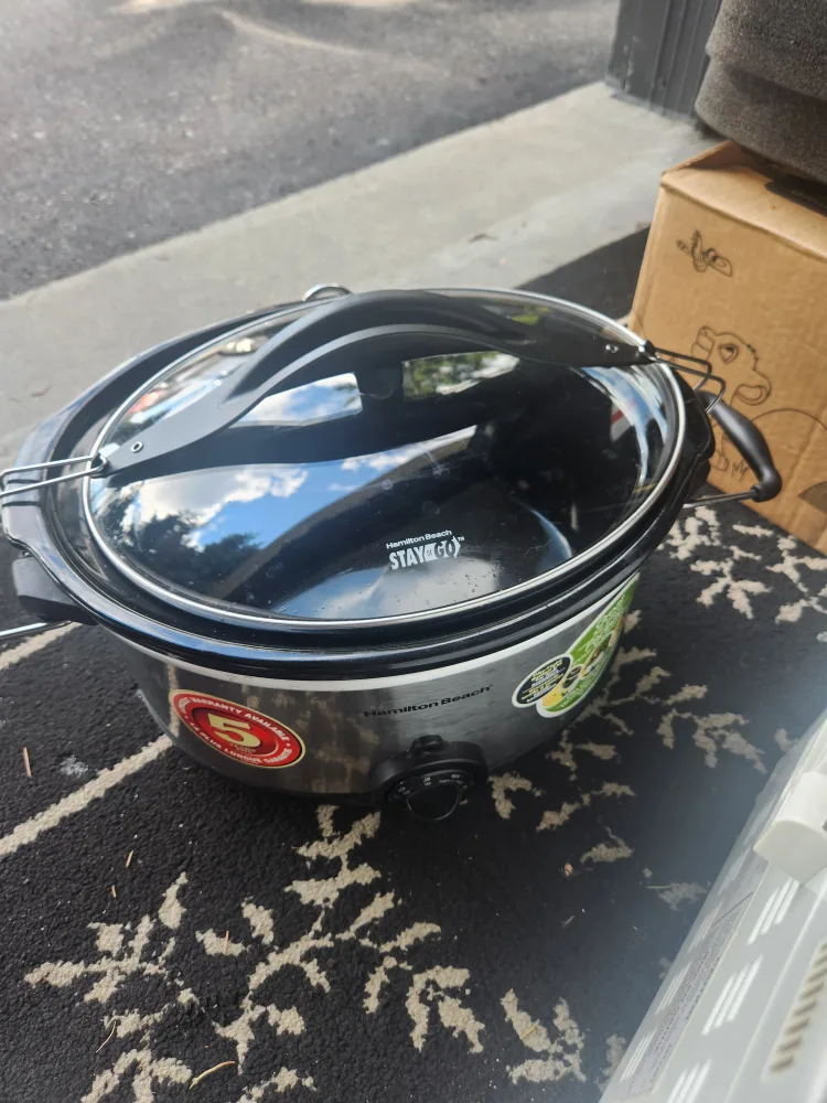 Hamilton Beach Stay or Go Slow Cooker thumbnail