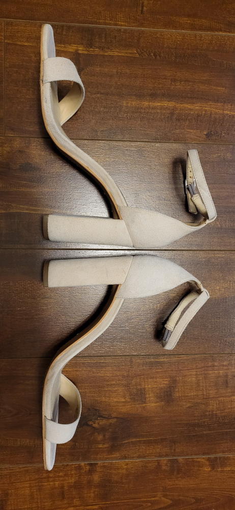 Vince Camuto suede nude block heels - photo 2