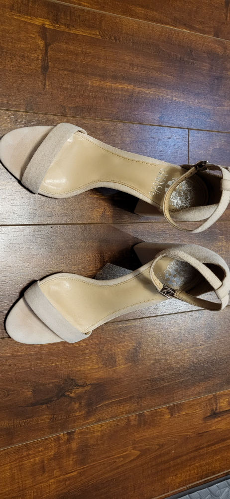 Vince Camuto suede nude block heels - photo 4