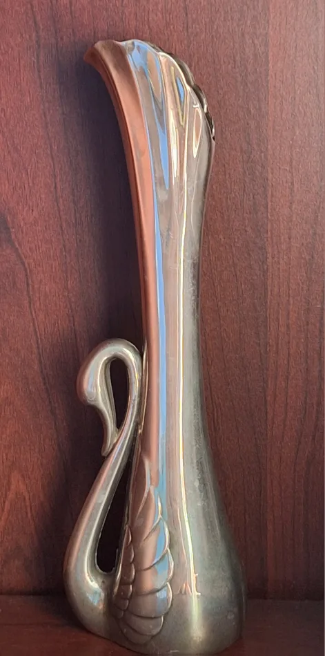 Silver Plated Swan Vase image indicator(2)