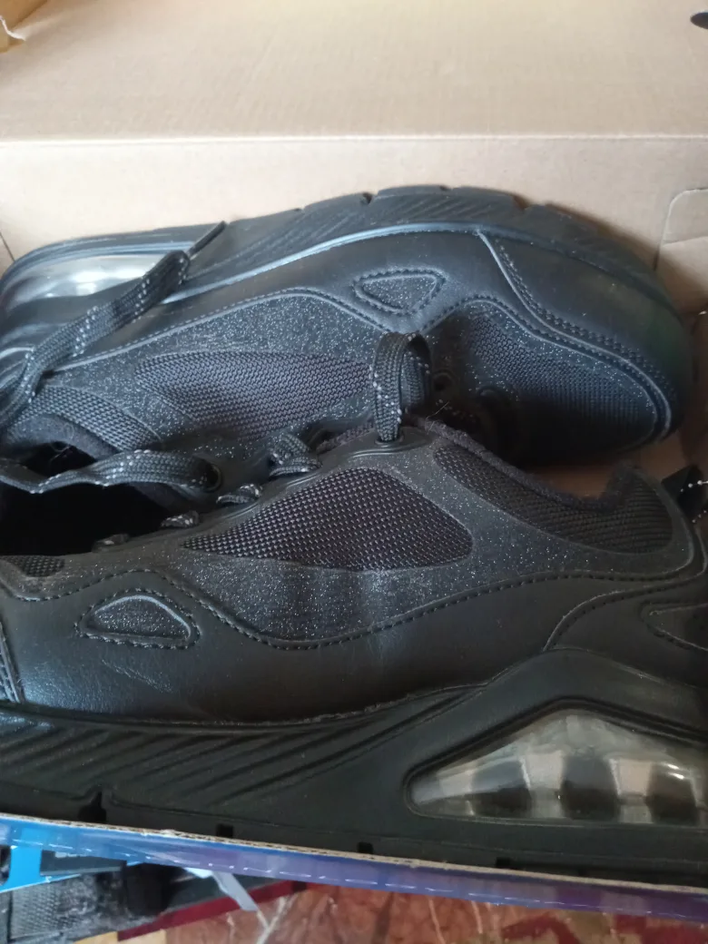 Skechers Machine Washable Sneakers - Size 7 image indicator(7)