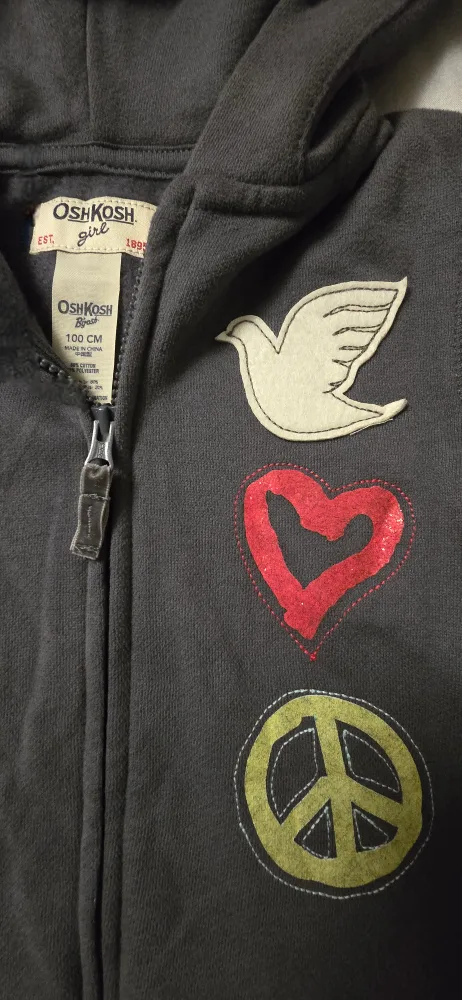 NEW! OshKosh B'gosh Girls Hoodie! - Size 4T image indicator(3)